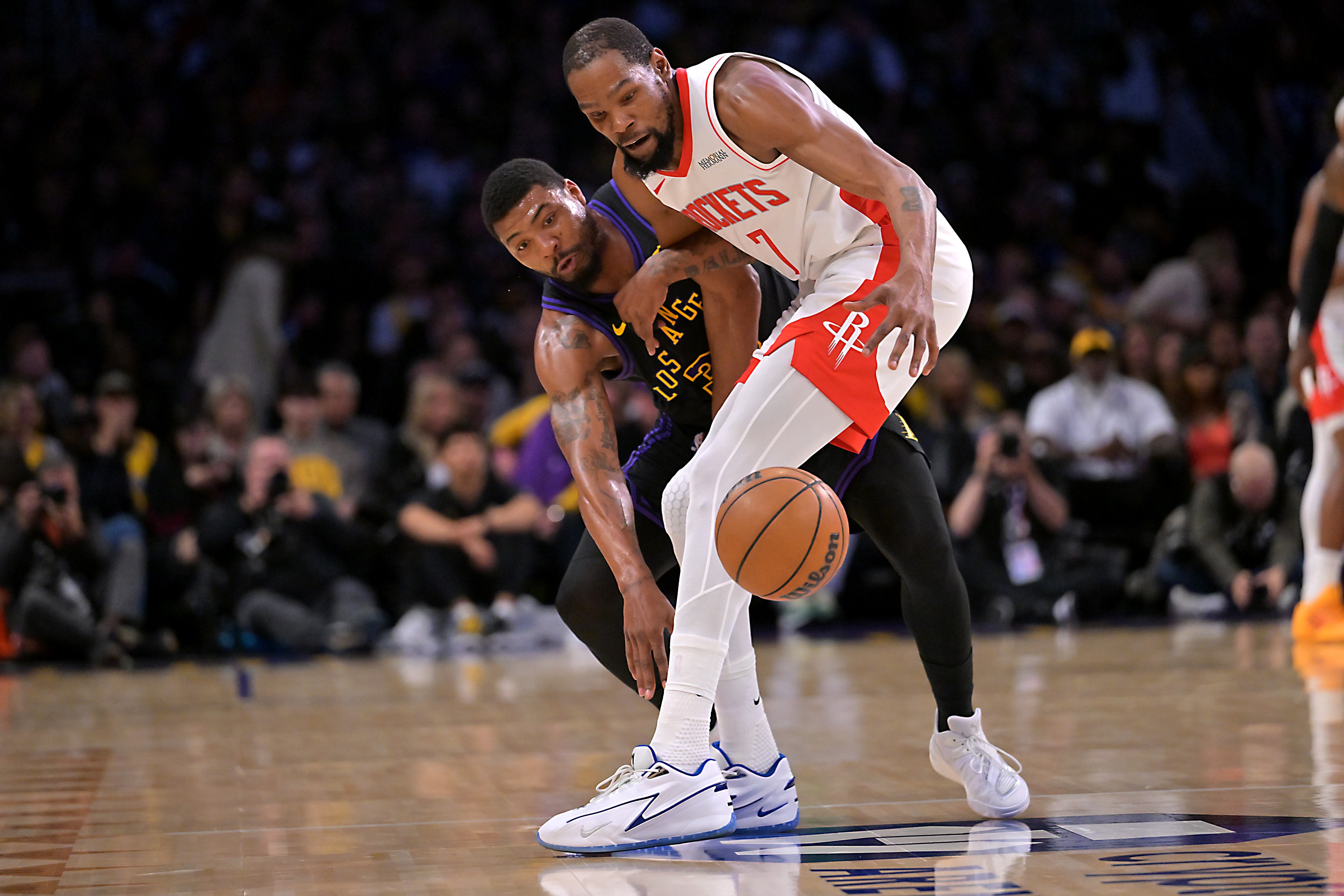 杨毅直指火箭病根：防守崩盘，进攻已无下限