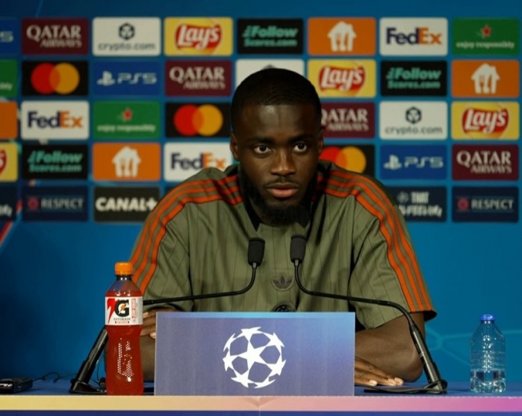 B费第19助卡塞米罗舍什科破门 曼联2-1布伦特福德距欧冠区11分