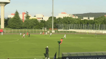 U15国足2-0意大利 多轨制青训的沙明梅开二度