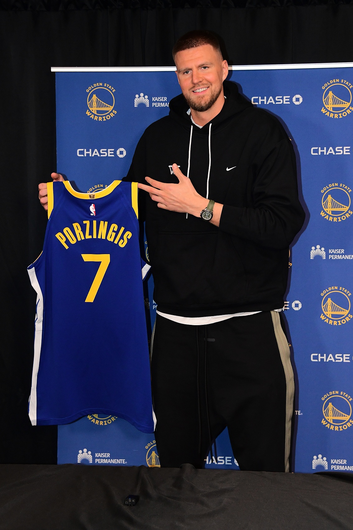 波津自评恢复六成 健康状态助其重拾比赛乐趣 静待库里复出 波津自评恢复六成 健康状态助其重拾比赛乐趣 静待库里复出