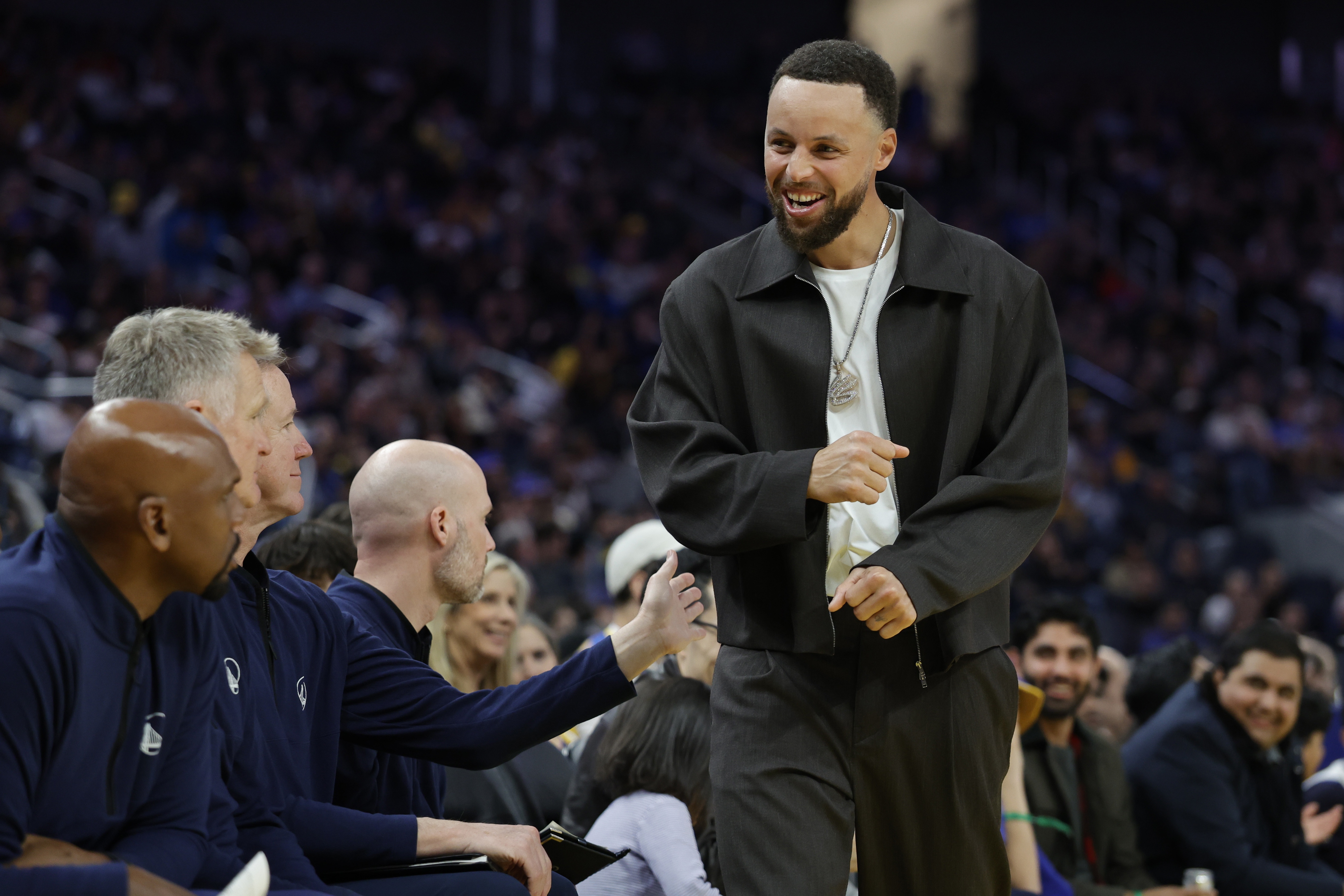 波津自评恢复六成 健康状态助其重拾比赛乐趣 静待库里复出 波津自评恢复六成 健康状态助其重拾比赛乐趣 静待库里复出