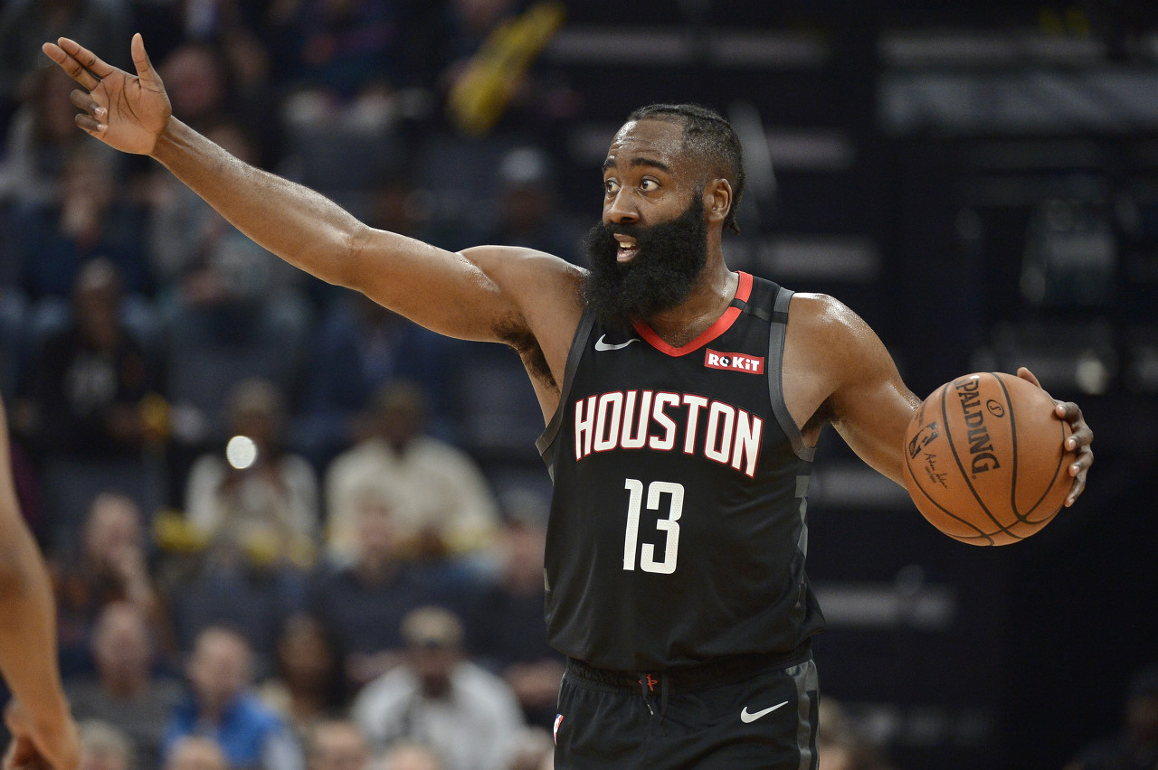 东契奇60分背靠背擒热火 现役18人60+俱乐部6人曾破70分