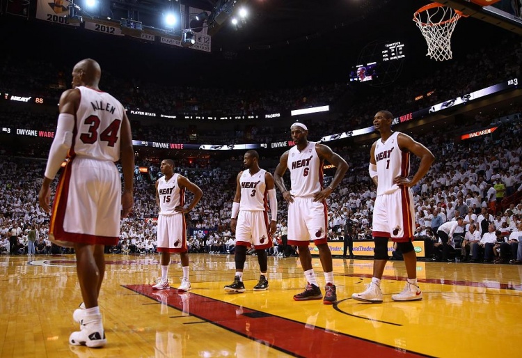 13年回望热火27连胜 詹姆斯生涯统治力巅峰的冰冷切片 13年回望热火27连胜 詹姆斯生涯统治力巅峰的冰冷切片