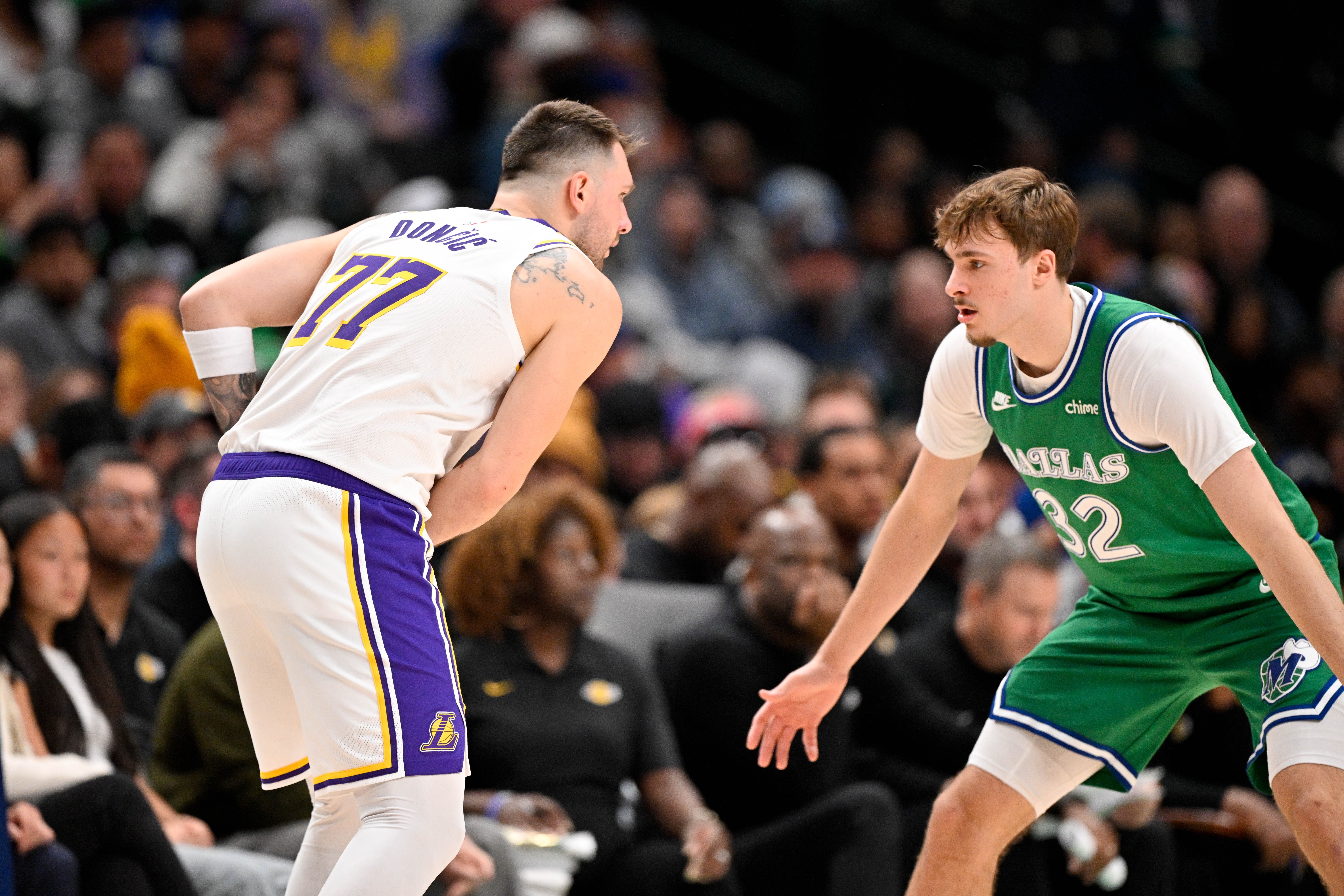 苏群解析字母哥交易搁置内幕 雄鹿未获联盟选秀承诺