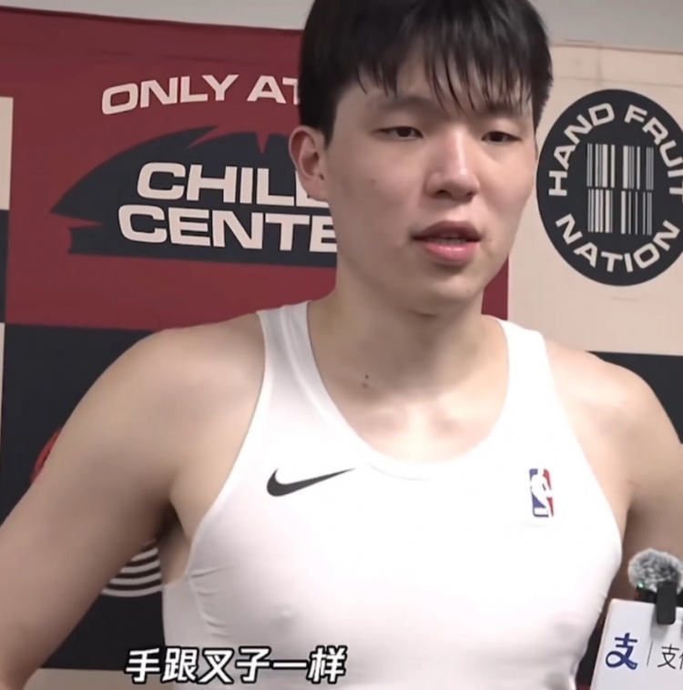 杨瀚森自嘲手感如叉子 高效17+11难阻撕裂之城落败