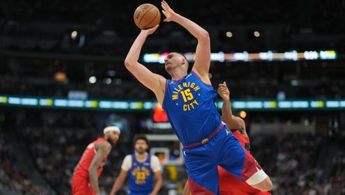 [约基奇集锦]球商在线！约基奇14中9得22分8板9助 关键前场板+机智点球锁胜局