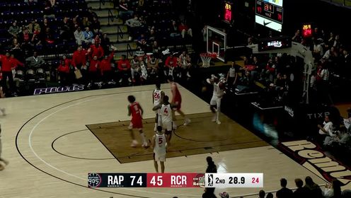 [杨瀚森单打]吃定！杨瀚森抢到进攻板 单打反手上篮命中