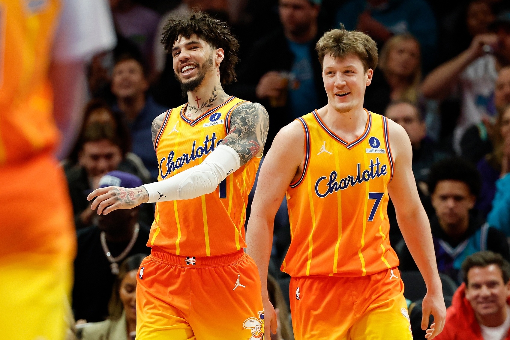 前瞻:湖人东契奇率队冲击八连胜,文班亚马欲率马刺横扫内线空虚太阳 前瞻:湖人东契奇率队冲击八连胜,文班亚马欲率马刺横扫内线空虚太阳